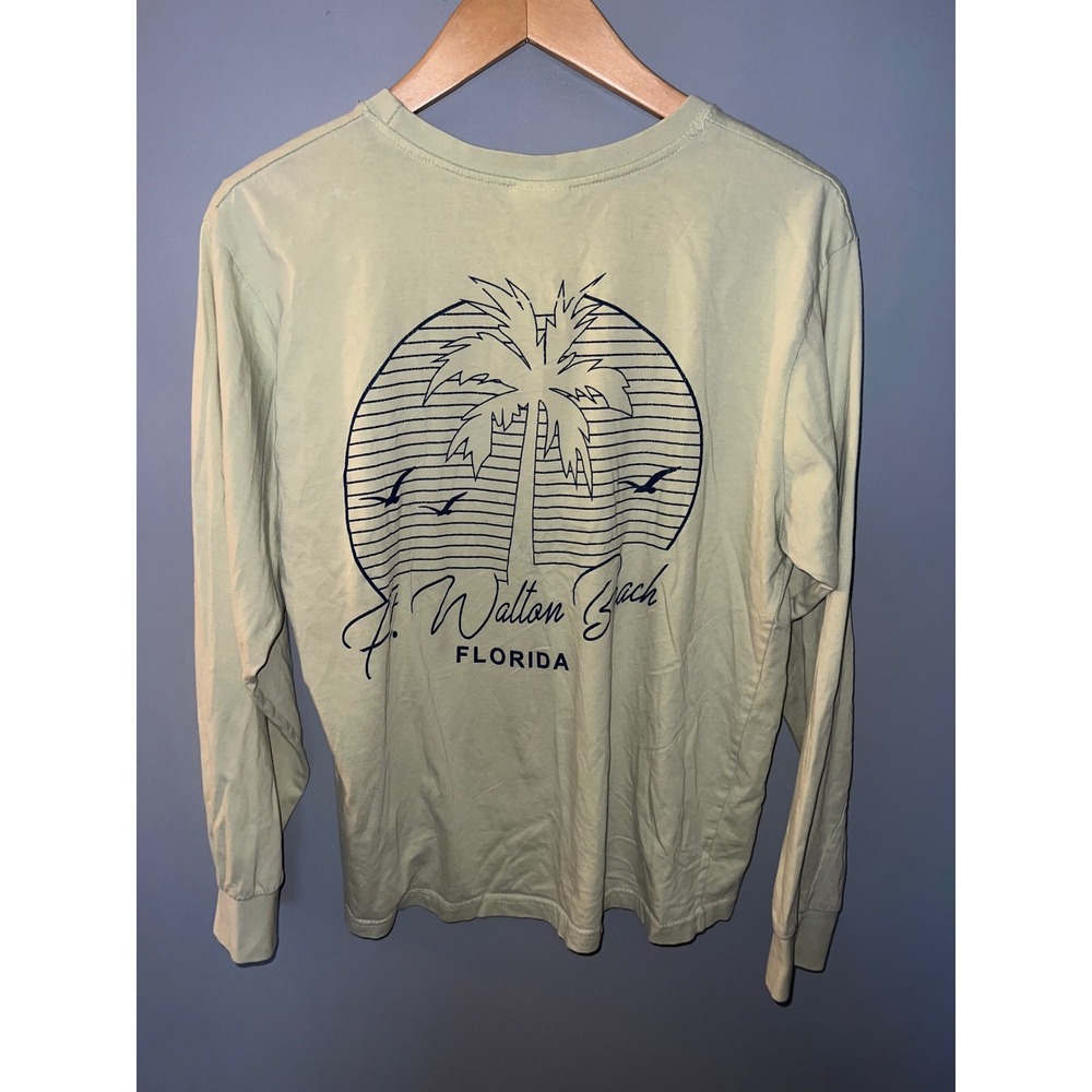 Spicy Tuna‎ Ft Walton Beach Florida Long Sleeve Graphic Tee Sage Green Small